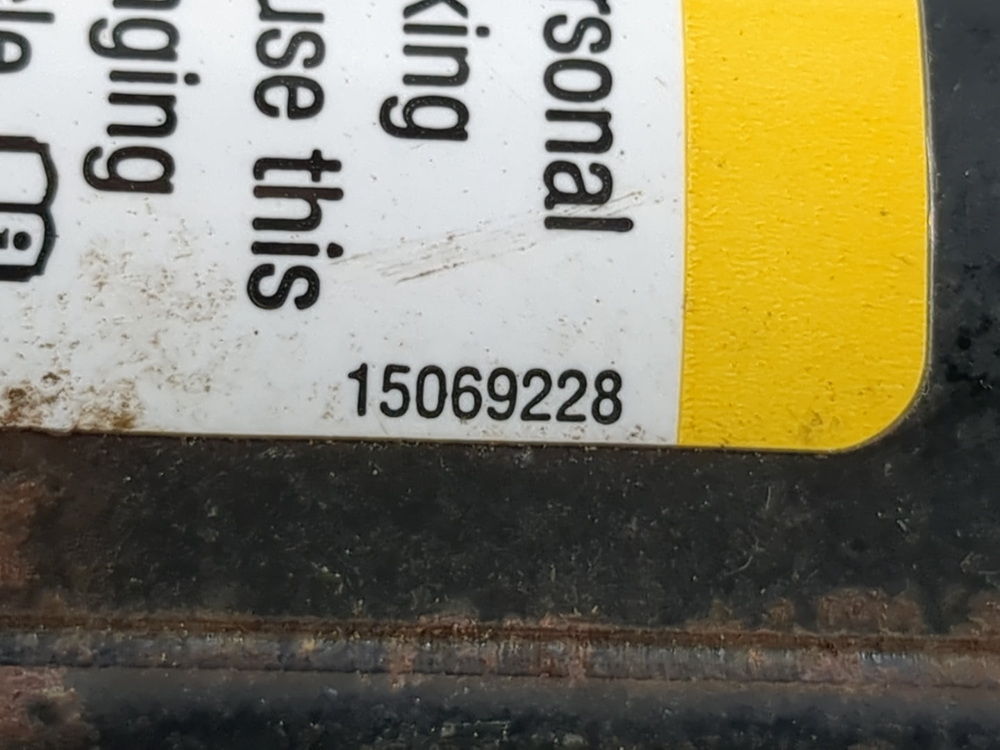 2001 Chevrolet Tahoe Spare Scissor Car Jack 980216 - Oemusedautoparts1.com