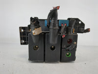 2001 Chevrolet Trailblazer Fusebox Fuse Box Panel Relay Module P/N:15328840 Fits Fits 2000 2002 2003 2004 2005 OEM Used Auto