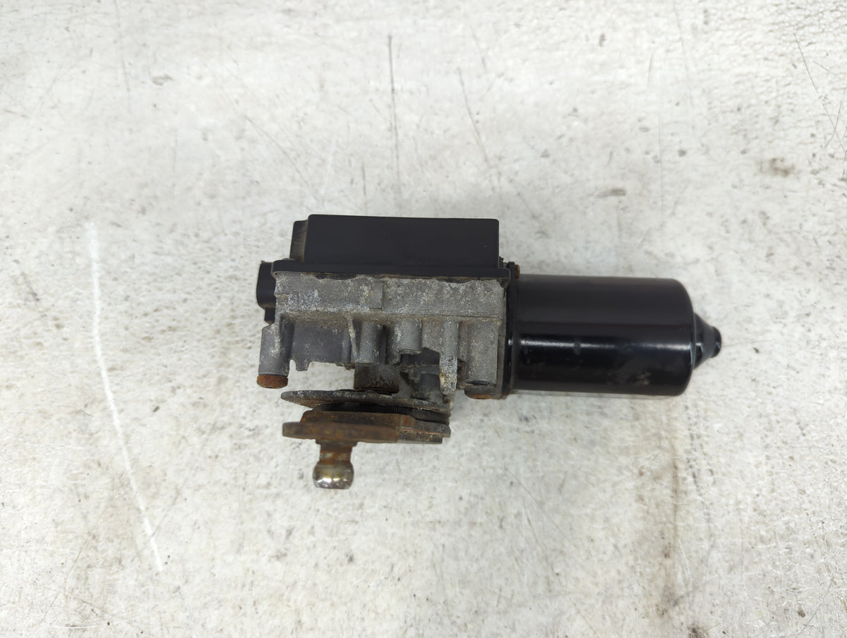 1997-2005 Chevrolet Venture Front Windshield Wiper Motor Fits Fits 1997 1998 1999 2000 2001 2002 2003 2004 2005 OEM Used Aut