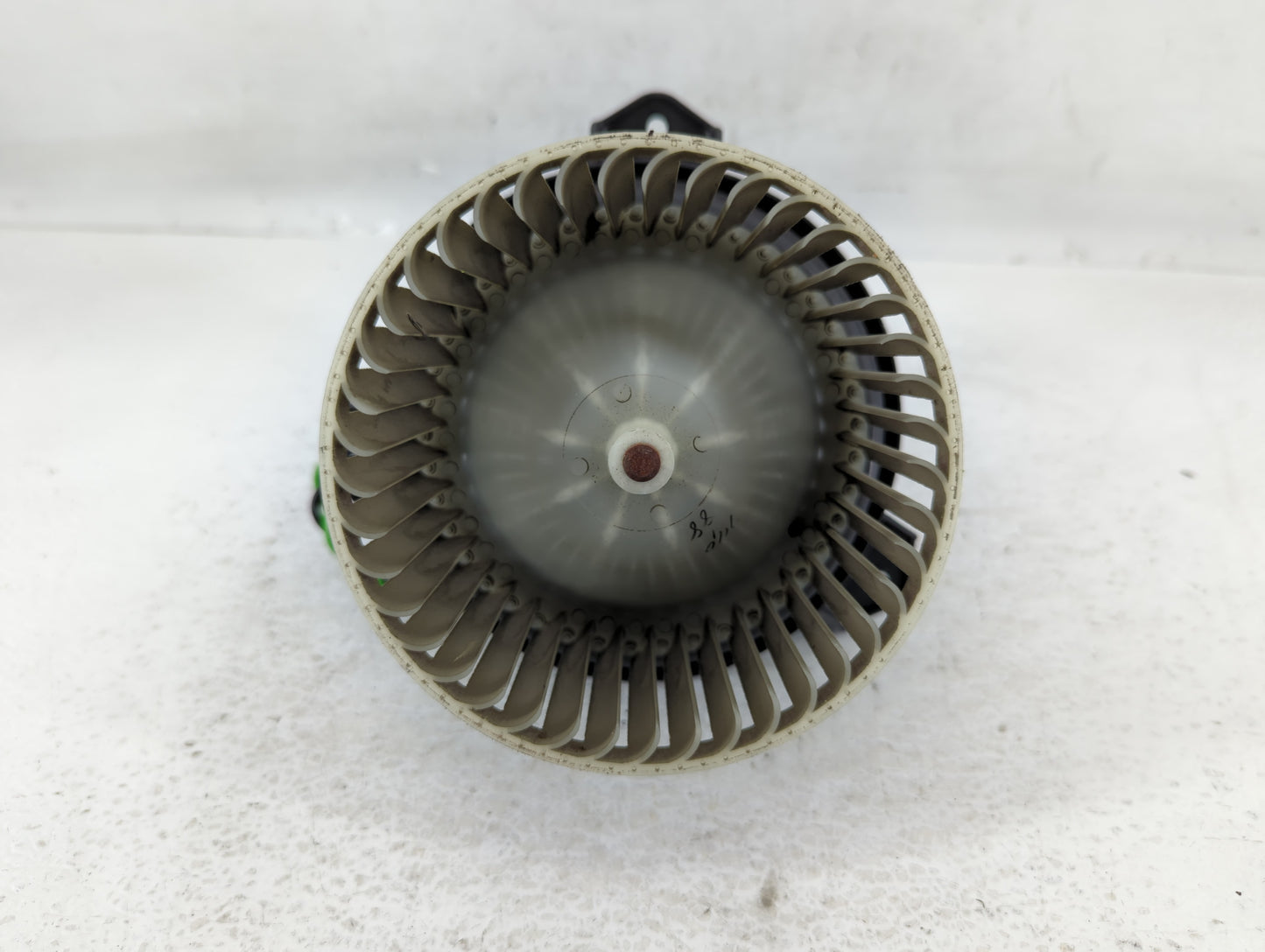 2001 Chrysler Grand Voyager Heater AC Blower Motor P/N:790515B Fits OEM Used Auto Parts - Oemusedautoparts1.com