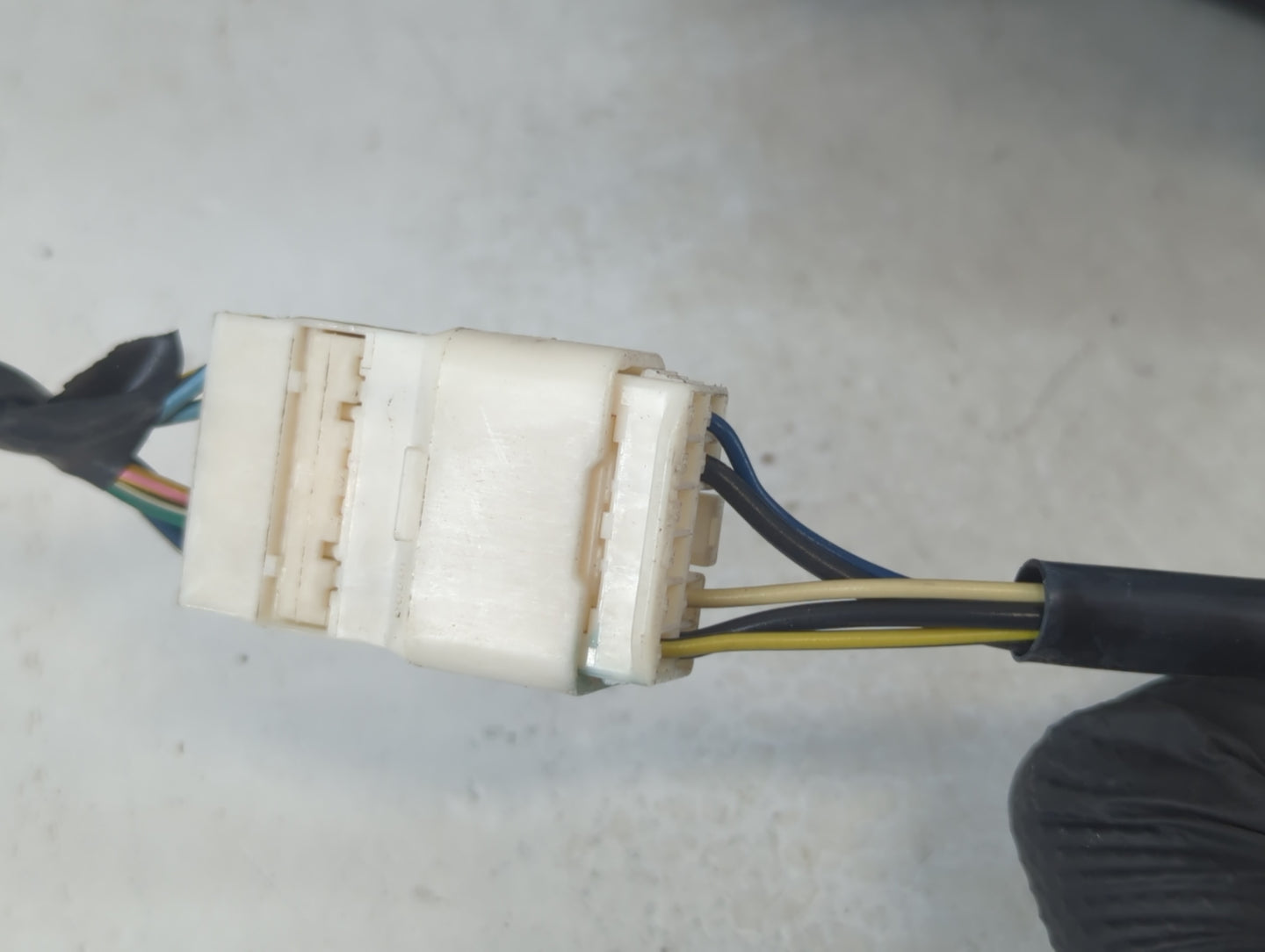 2001-2004 Chrysler Pt Cruiser Side Mirror Replacement Driver Left View Door Mirror P/N:E11015482 Fits Fits 2001 2002 2003 20