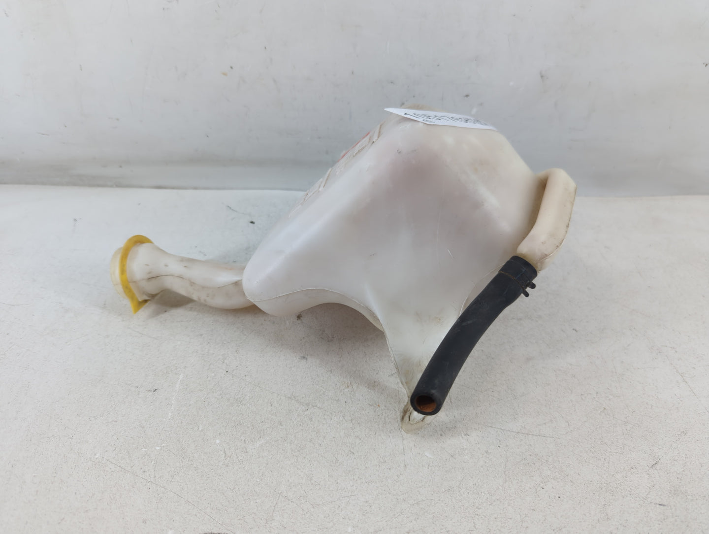 2001 Chrysler Pt Cruiser Windshield Washer Fluid Reservoir Bottle Oem - Oemusedautoparts1.com