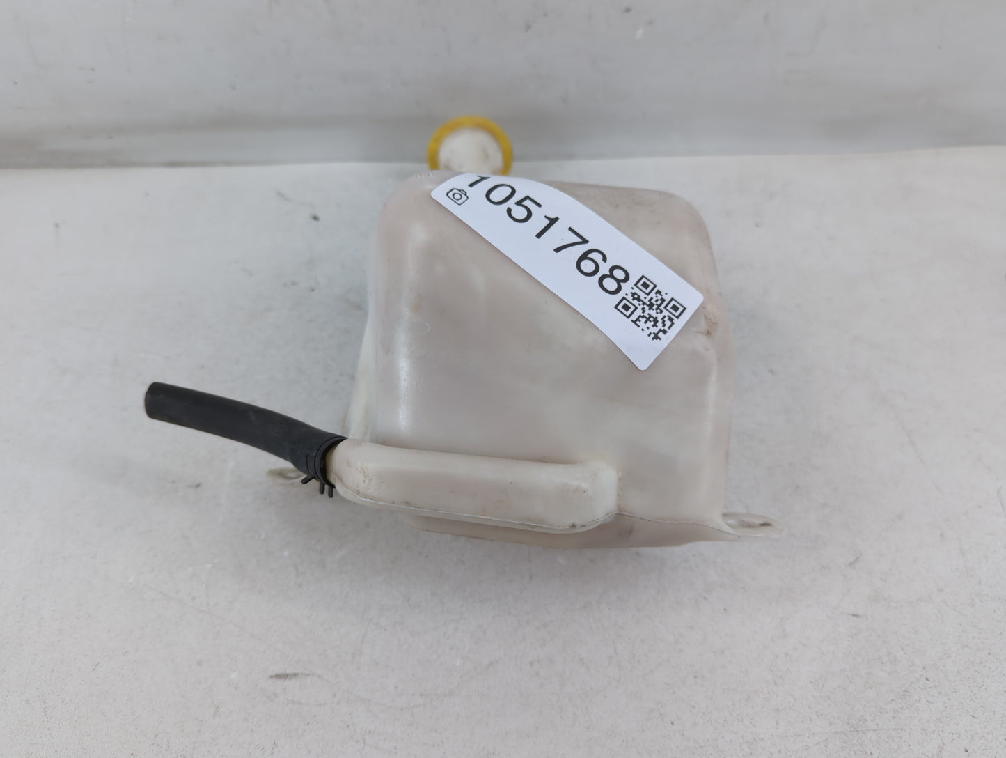 2001 Chrysler Pt Cruiser Windshield Washer Fluid Reservoir Bottle Oem - Oemusedautoparts1.com