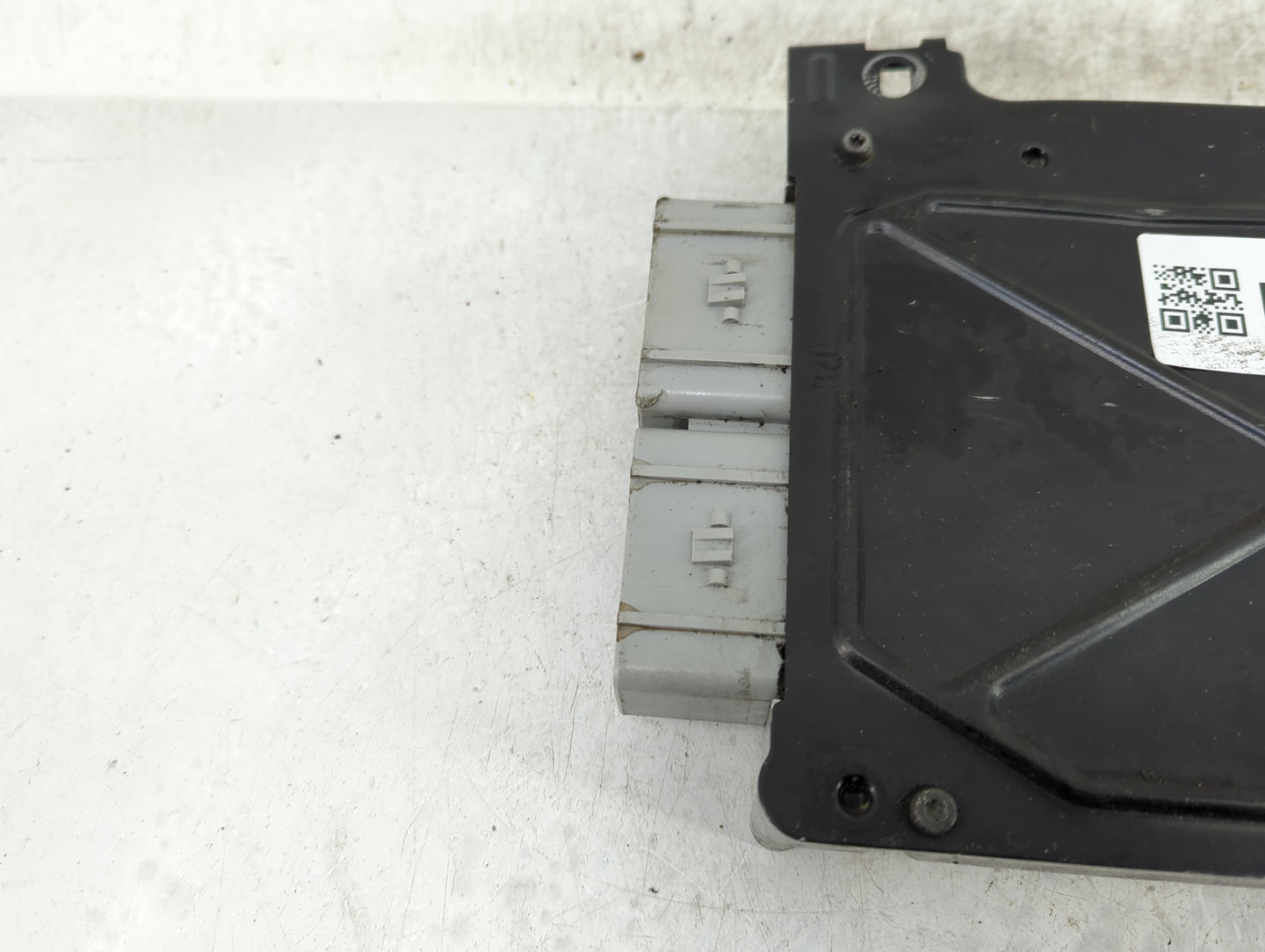 2001 Chrysler Pt Cruiser PCM Engine Control Computer ECU ECM PCU OEM P/N:04745860 Fits OEM Used Auto Parts - Oemusedautopart