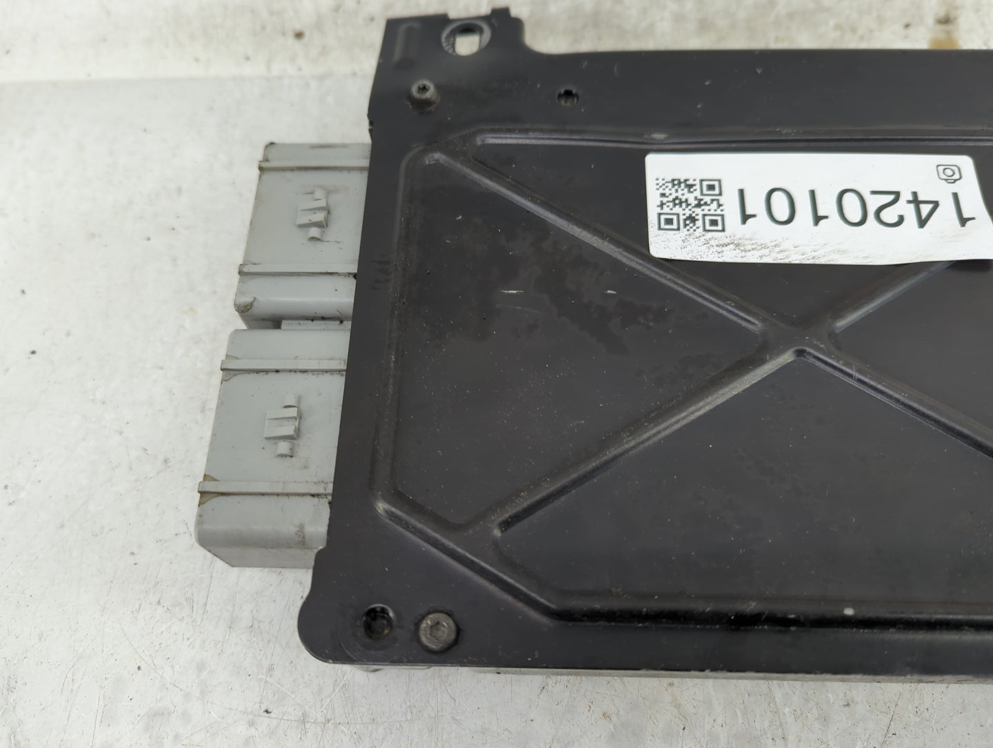 2001 Chrysler Pt Cruiser PCM Engine Control Computer ECU ECM PCU OEM P/N:04745860 Fits OEM Used Auto Parts - Oemusedautopart