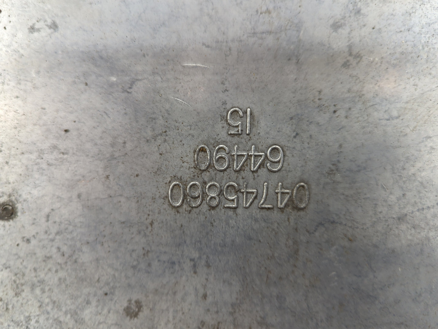 2001 Chrysler Pt Cruiser PCM Engine Control Computer ECU ECM PCU OEM P/N:04745860 Fits OEM Used Auto Parts - Oemusedautopart