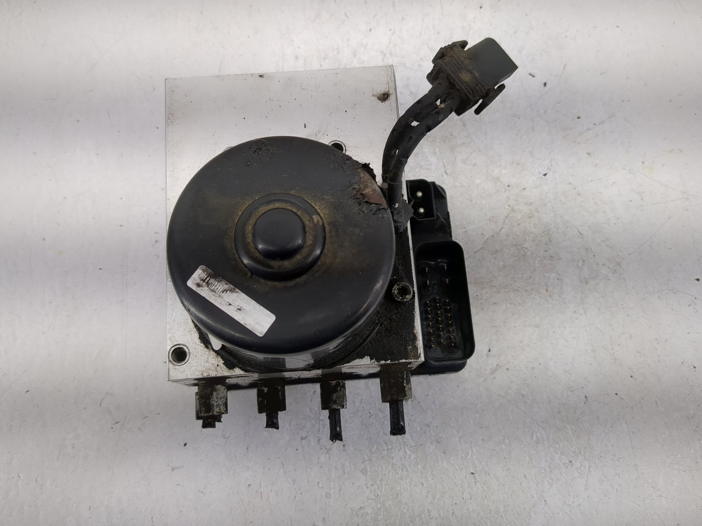 2001 Chrysler Pt Cruiser ABS Pump Control Module Replacement P/N:082AD 25.0946-0217.3, 347633 Fits OEM Used Auto Parts - Oem