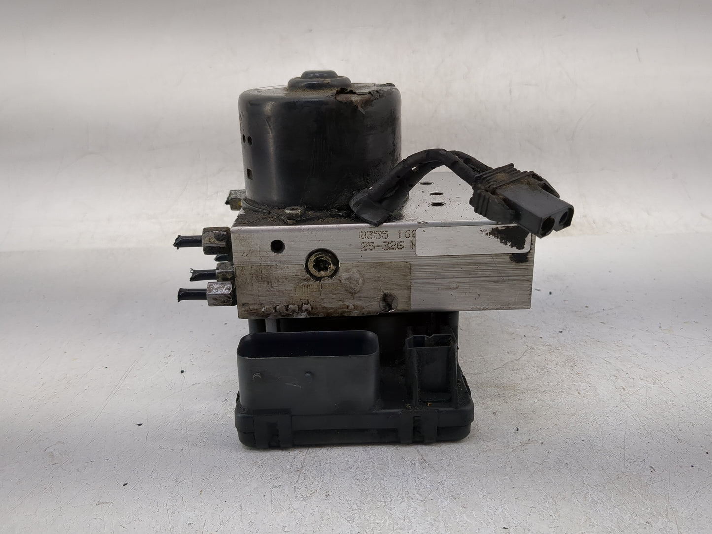 2001 Chrysler Pt Cruiser ABS Pump Control Module Replacement P/N:082AD 25.0946-0217.3, 347633 Fits OEM Used Auto Parts - Oem