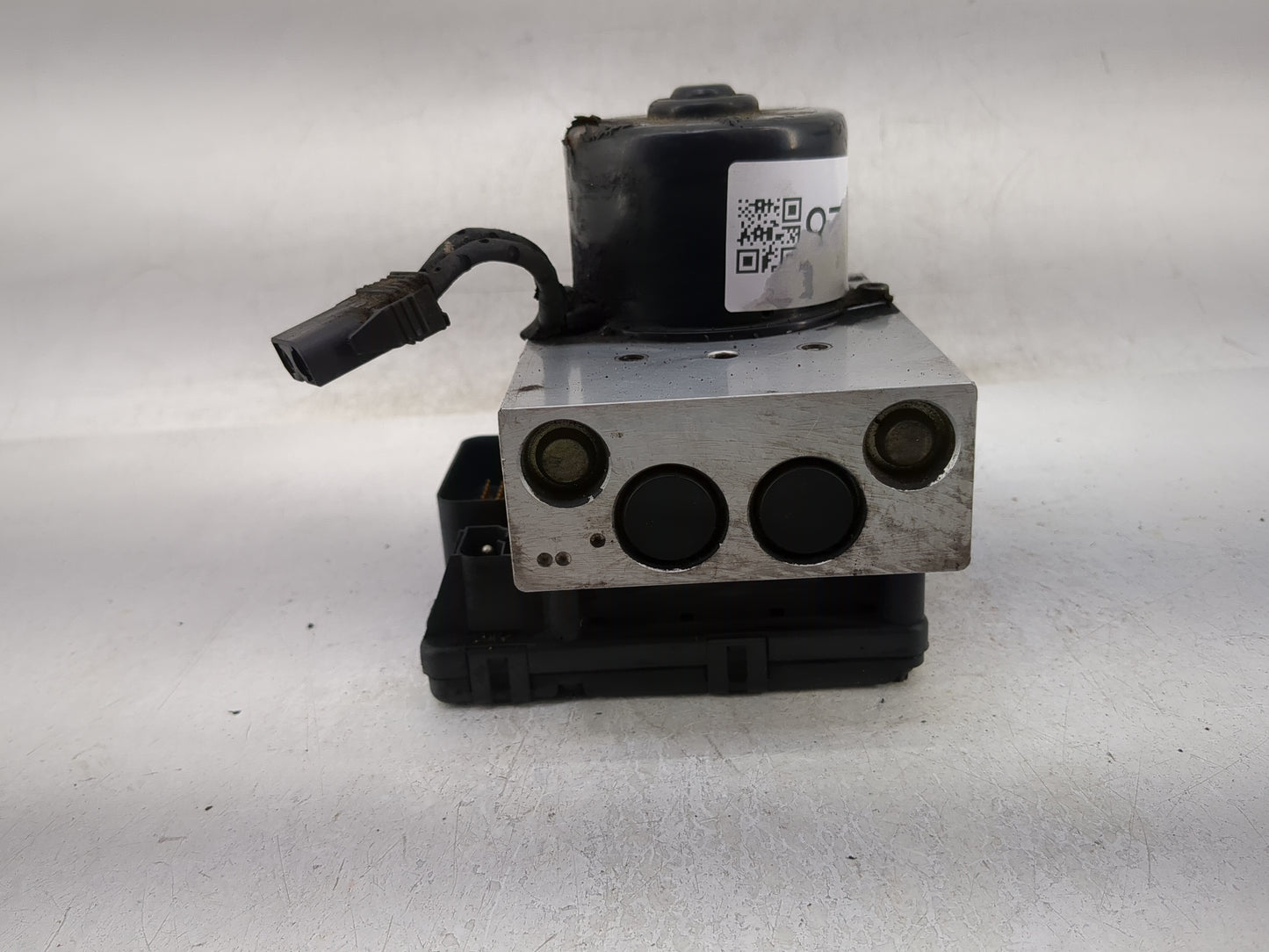 2001 Chrysler Pt Cruiser ABS Pump Control Module Replacement P/N:082AD 25.0946-0217.3, 347633 Fits OEM Used Auto Parts - Oem