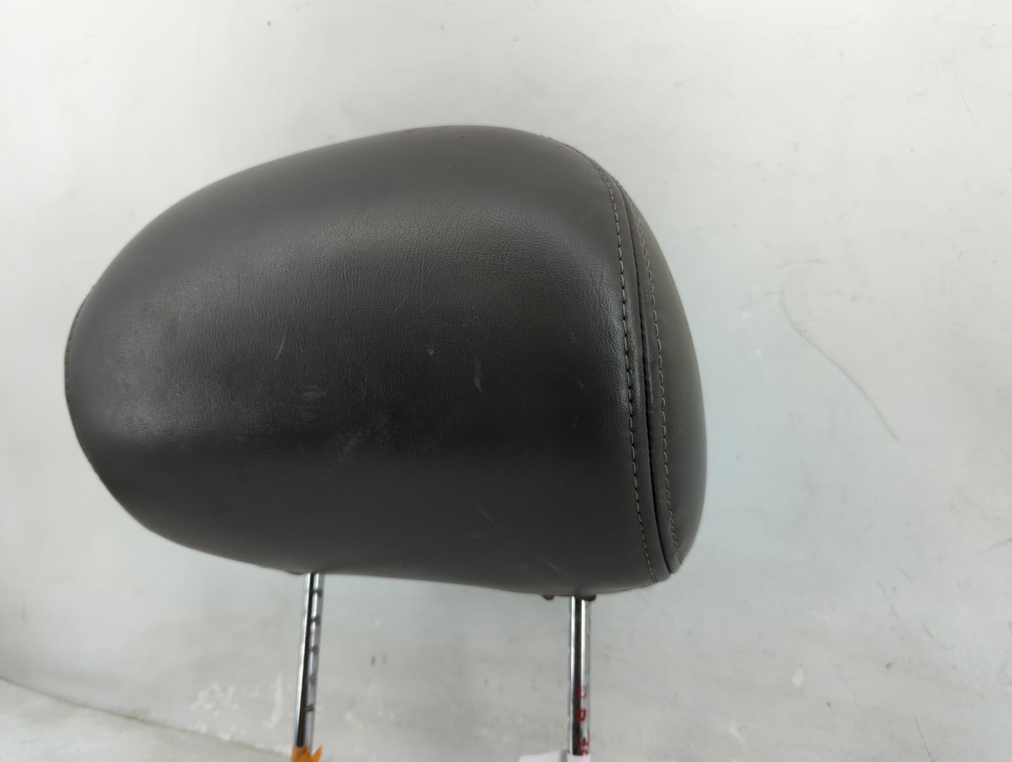 2001 Chrysler Pt Cruiser Headrest Head Rest Front Driver Passenger Seat Fits OEM Used Auto Parts - Oemusedautoparts1.com