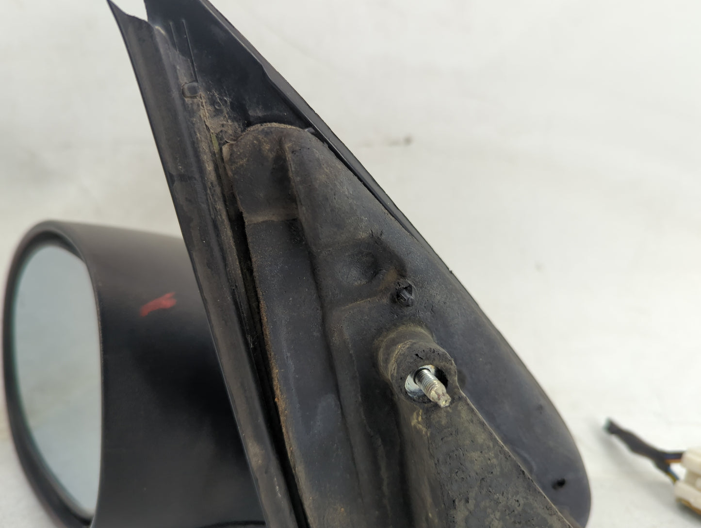 2001 Chrysler Pt Cruiser Driver Side View Mirror - Left Door Mirror OEM Used - Oemusedautoparts1.com