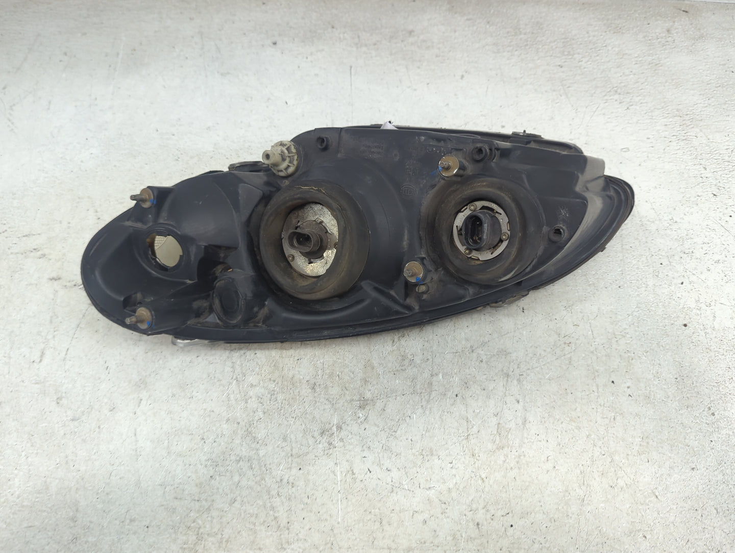2001 Chrysler Pt Cruiser Passenger Right Oem Head Light Headlight Lamp 1467134 - Oemusedautoparts1.com