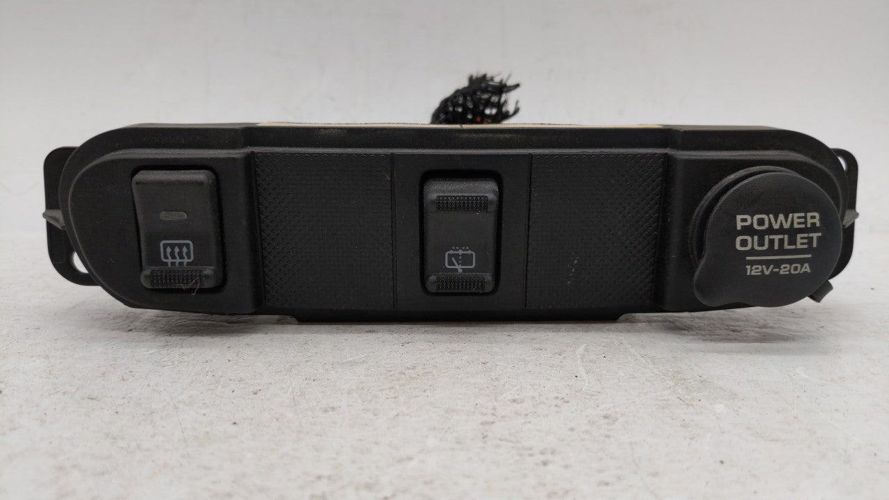 2001 Chrysler Pt Cruiser REAR DEFROST/REAR WASHER/POWER OUTLET - Oemusedautoparts1.com