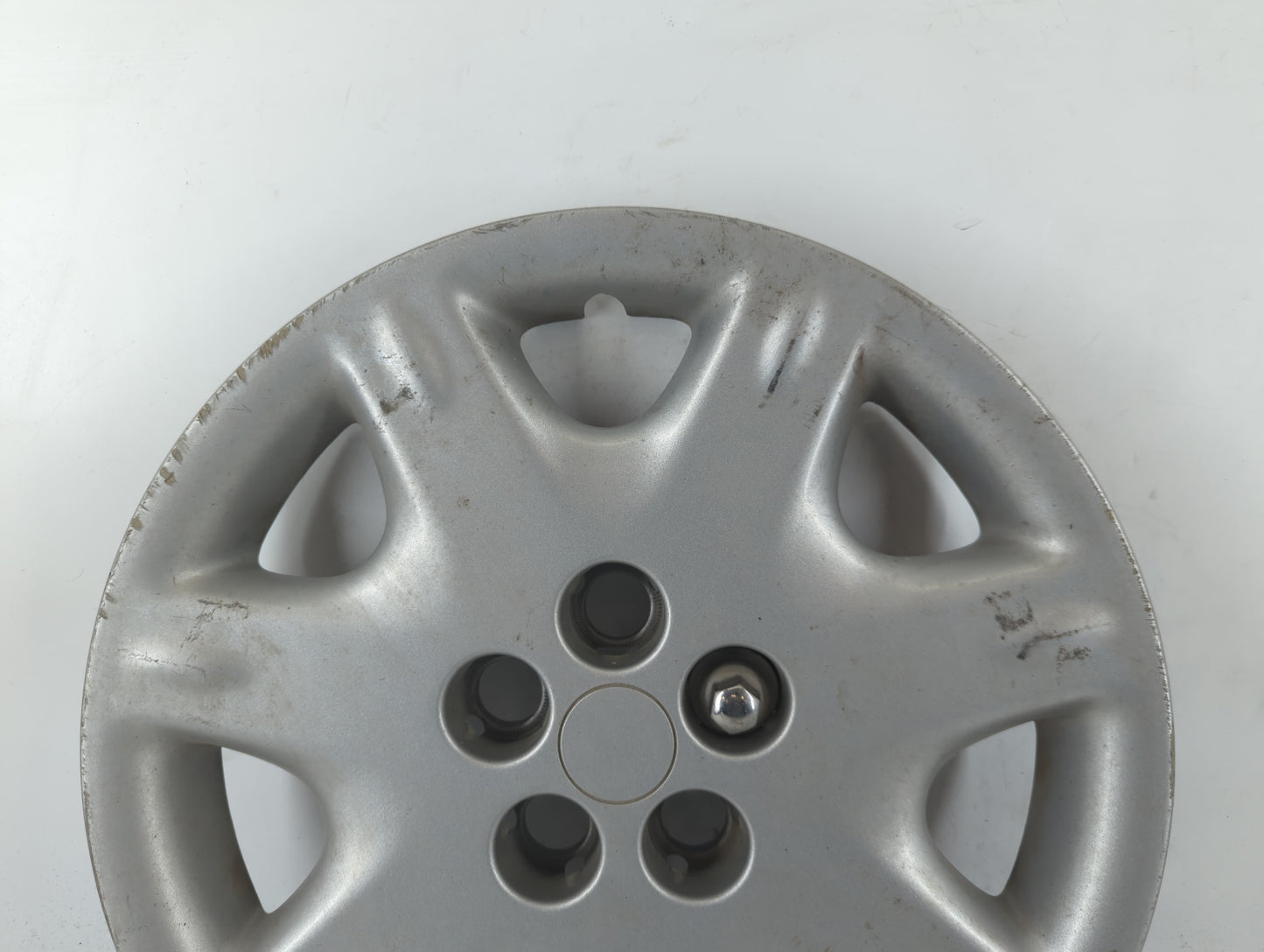 2001 Chrysler Pt Cruiser Driver Front Wheel Hub Oem - Oemusedautoparts1.com