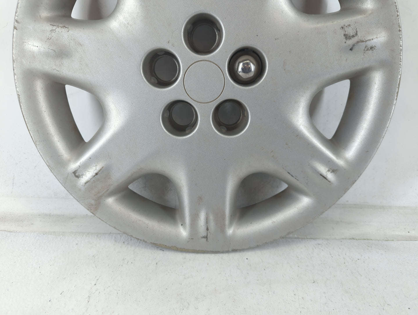 2001 Chrysler Pt Cruiser Driver Front Wheel Hub Oem - Oemusedautoparts1.com