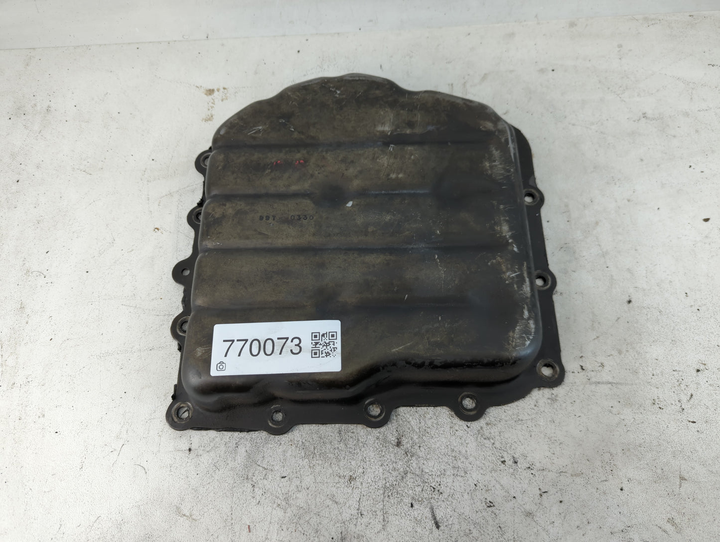 2001-2002 Chrysler Pt Cruiser Engine Oil Pan P/N:997 0330 Fits Fits 2001 2002 OEM Used Auto Parts - Oemusedautoparts1.com