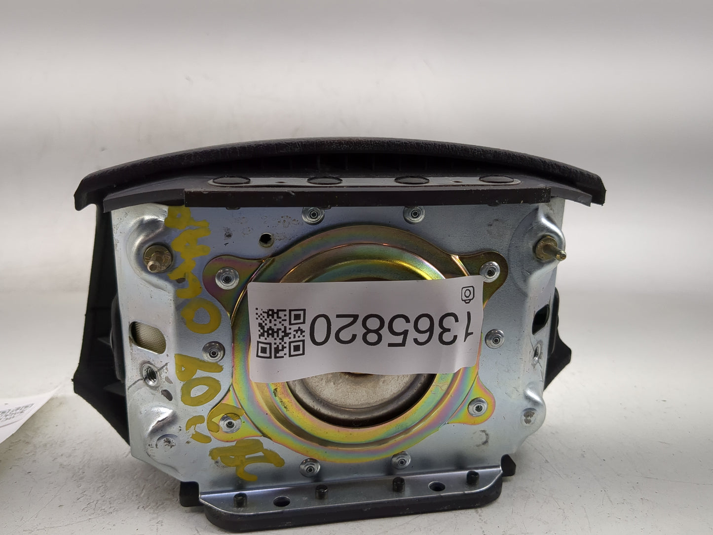 2001 Chrysler Stratus Air Bag Driver Left Steering Wheel Mounted Fits Fits 2002 OEM Used Auto Parts - Oemusedautoparts1.com