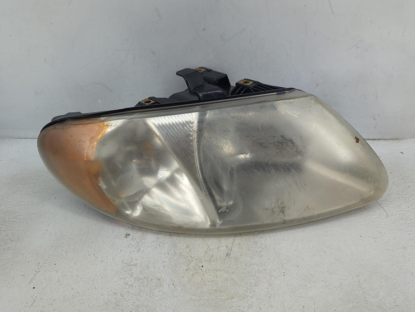 2001 Town & Country Passenger Right Oem Head Light Headlight Lamp - Oemusedautoparts1.com