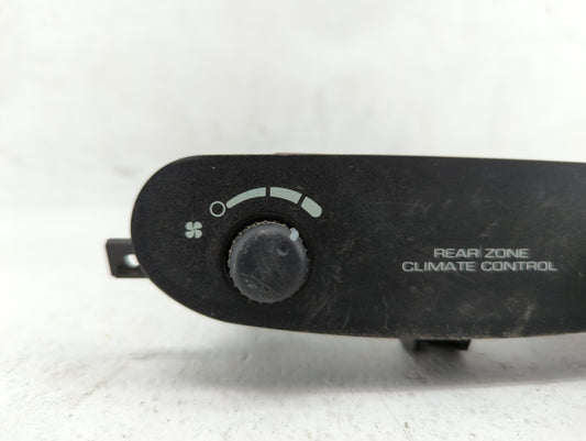 2001-2007 Chrysler Town & Country Climate Control Module Temperature AC/Heater Replacement P/N:P05005009AD 4685797AA Fits OEM Used Auto Parts