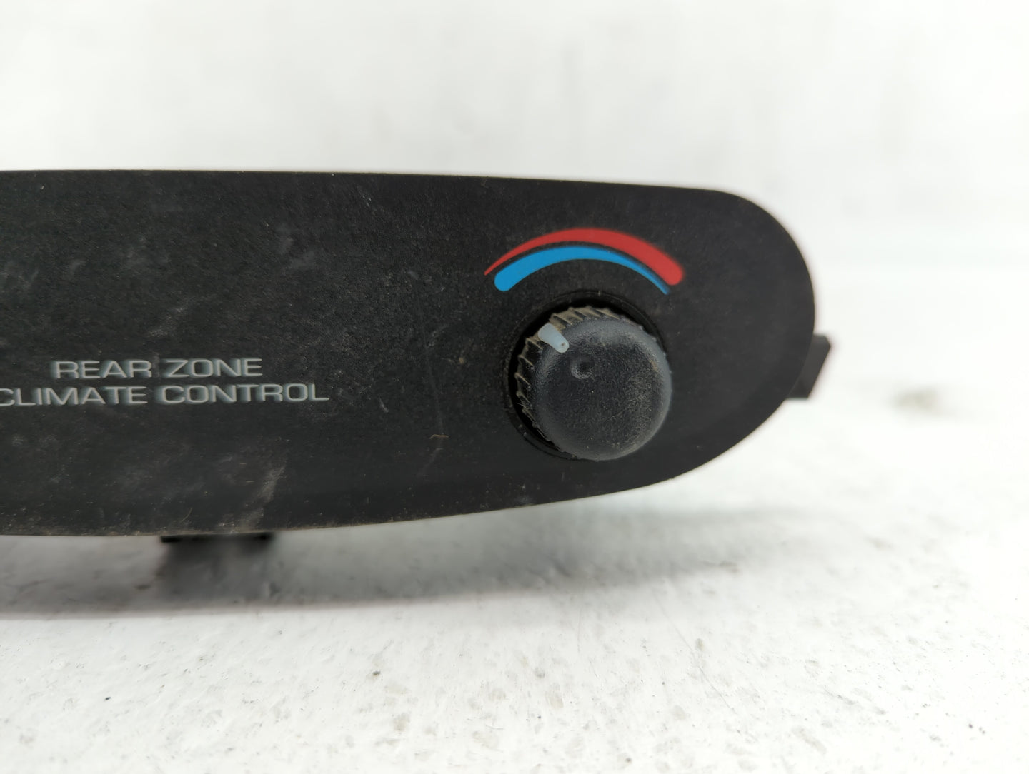 2001-2007 Chrysler Town & Country Climate Control Module Temperature AC/Heater Replacement P/N:P05005009AD 4685797AA Fits OE