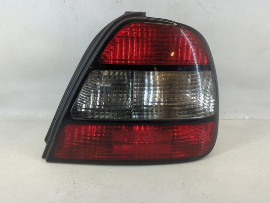 1999-2002 Daewoo Leganza Tail Light Assembly Passenger Right OEM Fits Fits 1999 2000 2001 2002 OEM Used Auto Parts - Oemused