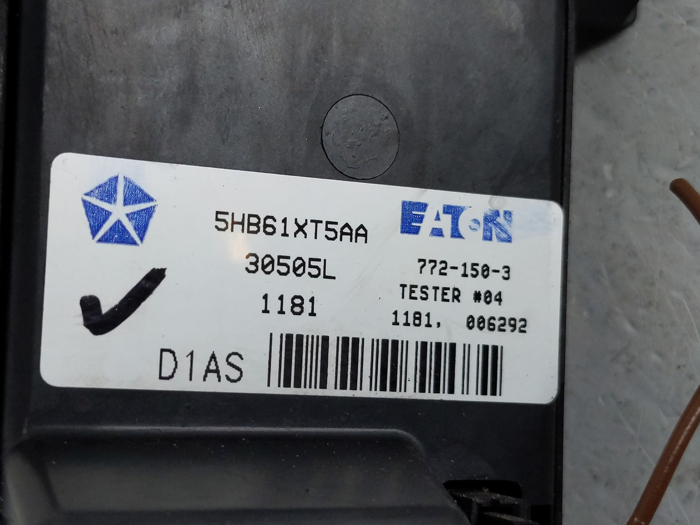 2001 Dodge Caravan Master Power Window Switch Replacement Driver Side Left P/N:30505L Fits OEM Used Auto Parts - Oemusedauto