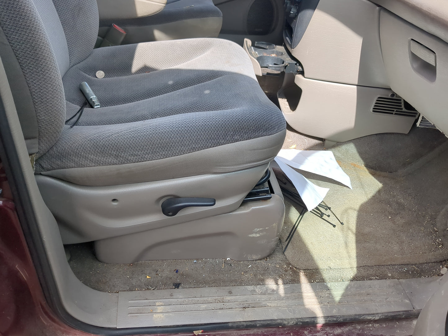 2001-2003 Dodge Caravan Passenger Front Seat Oem - Oemusedautoparts1.com