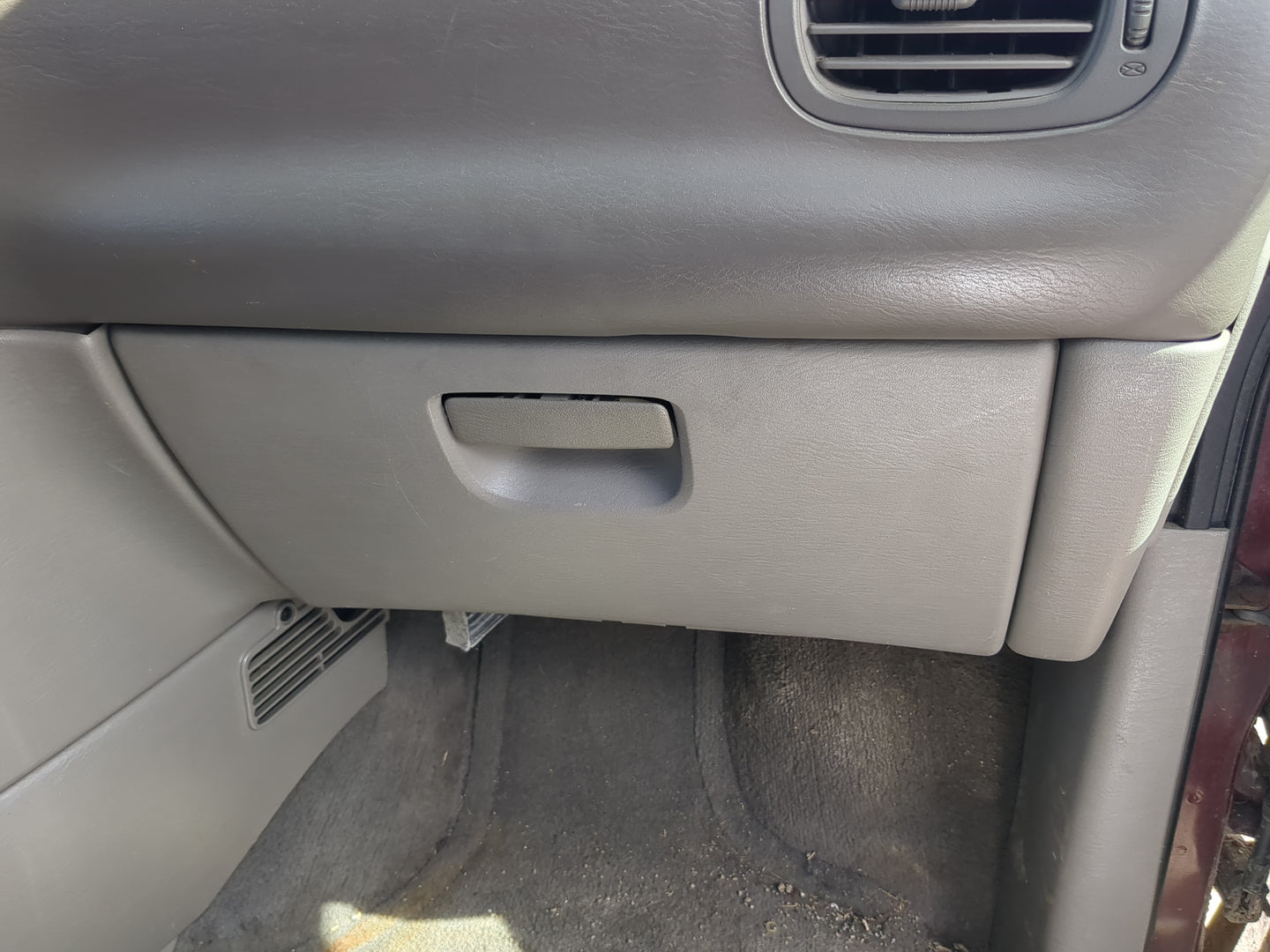 2001 Dodge Caravan Passenger Glove Box Door Storage Compartment - Oemusedautoparts1.com