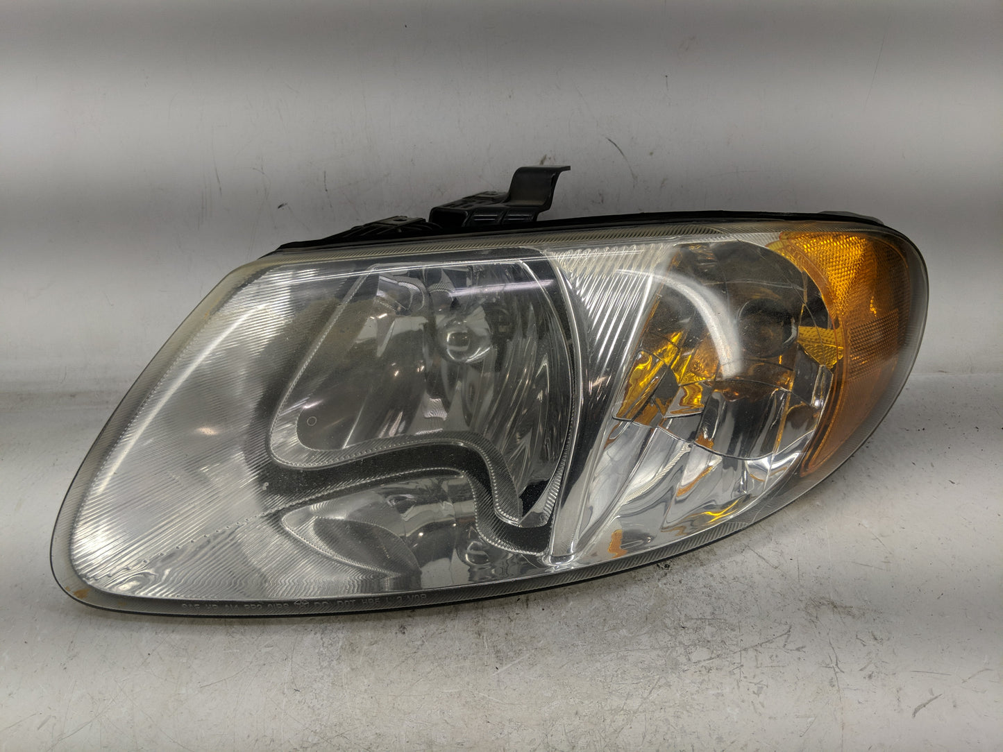 2001-2007 Dodge Caravan Driver Left Oem Head Light Headlight Lamp - Oemusedautoparts1.com