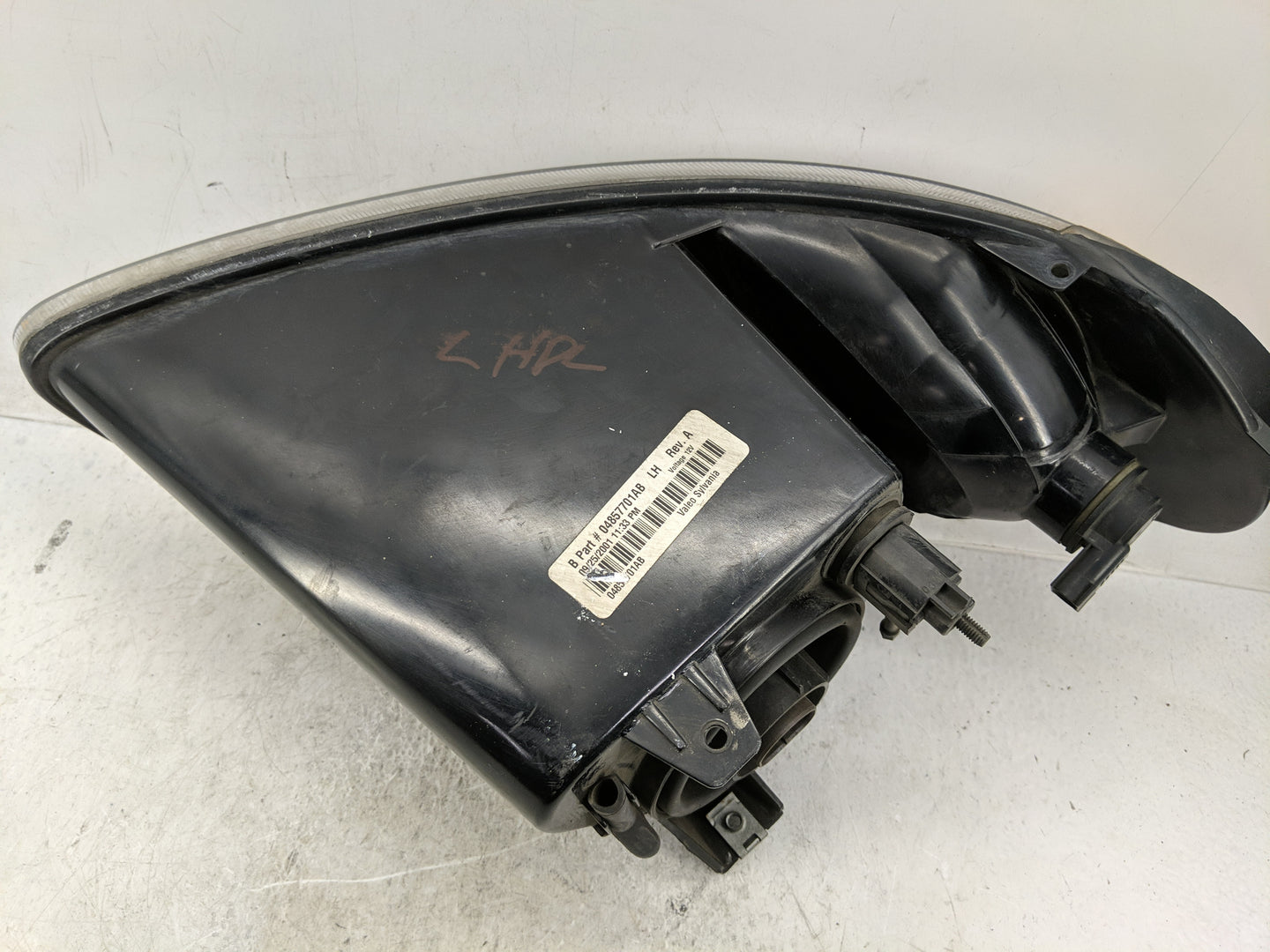 2001-2007 Dodge Caravan Driver Left Oem Head Light Headlight Lamp - Oemusedautoparts1.com