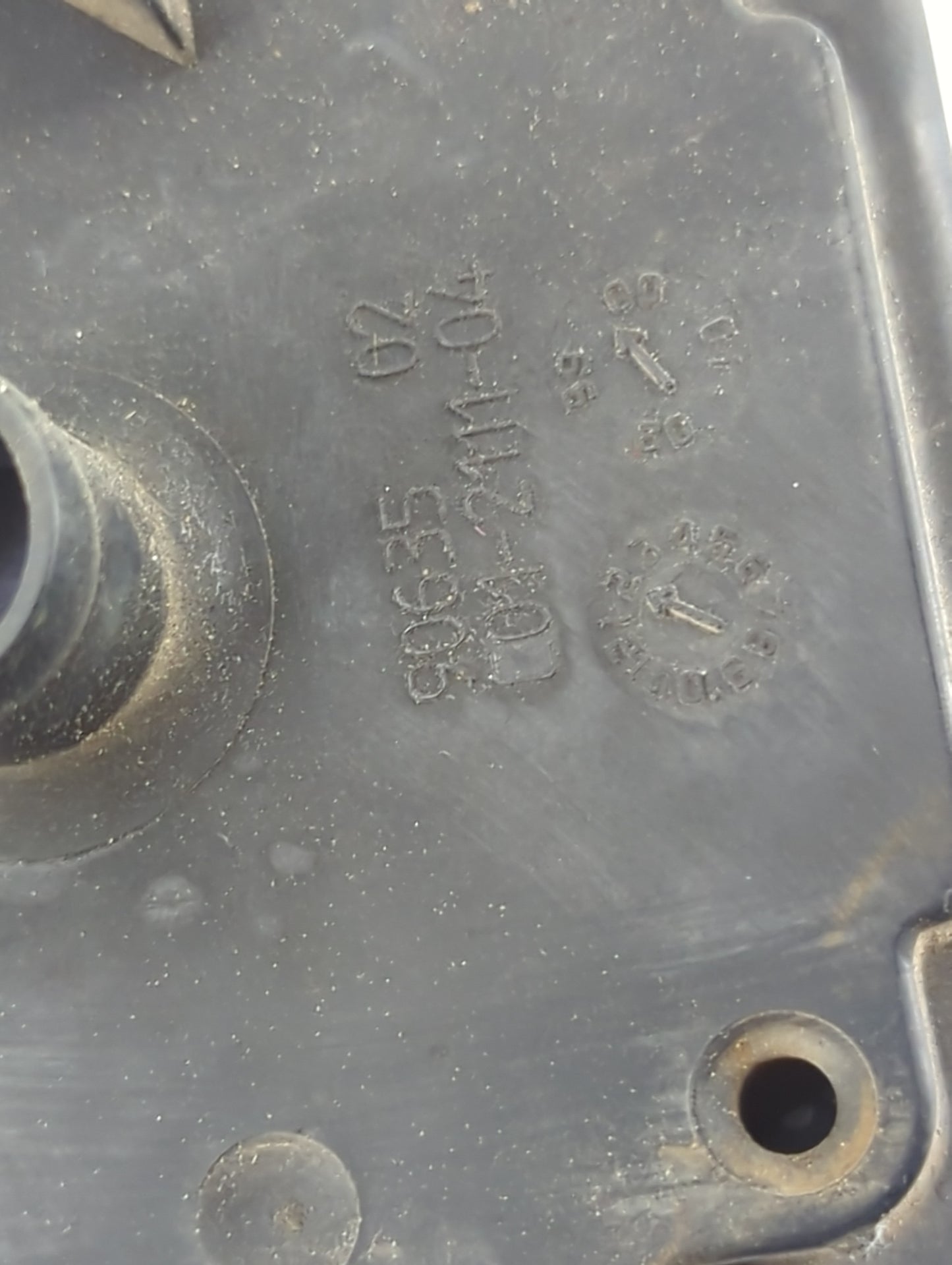 2001 Dodge Caravan Fuel Vapor Charcoal Canister 1481391 - Oemusedautoparts1.com