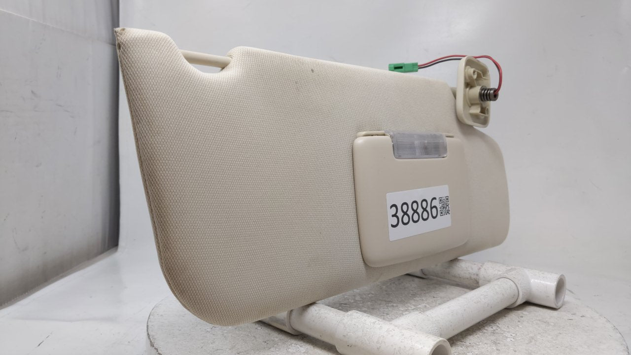 2001-2005 Dodge Caravan Passenger Side View Mirror - Right Door Mirror OEM Used - Oemusedautoparts1.com