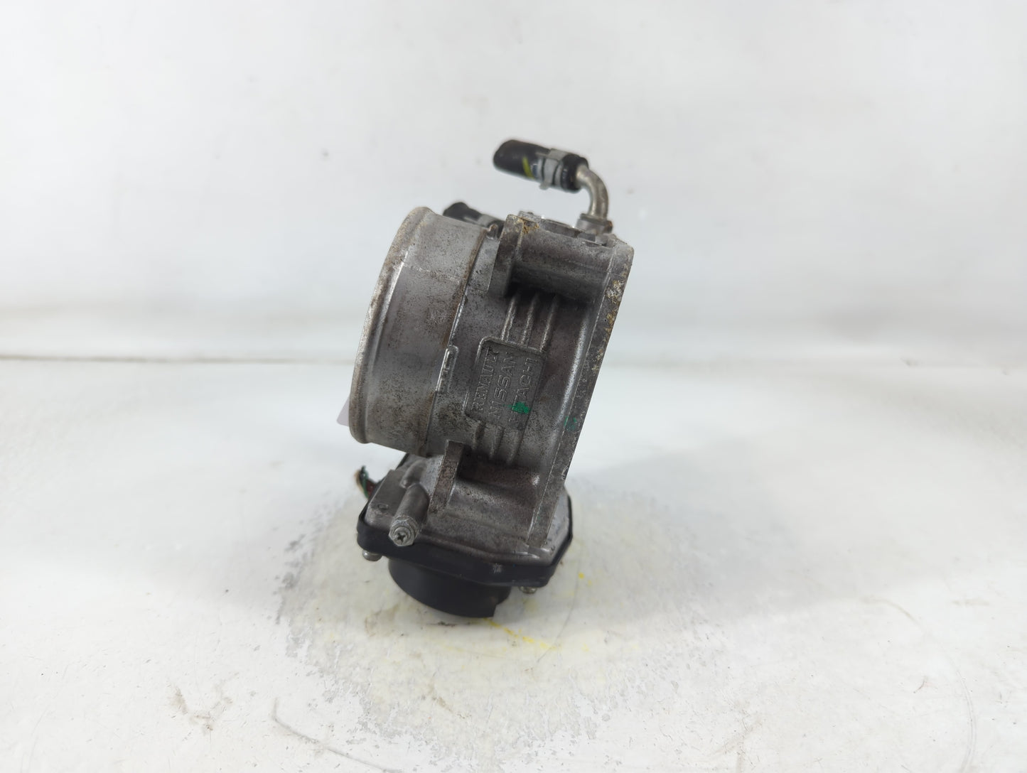 2001 Dodge Caravan Throttle Body P/N:K2110 526-01 Fits Fits 2002 OEM Used Auto Parts - Oemusedautoparts1.com