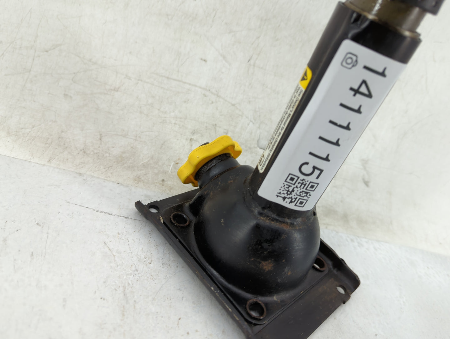 2001 Dodge Dakota Spare Scissor Car Jack 1411115 - Oemusedautoparts1.com