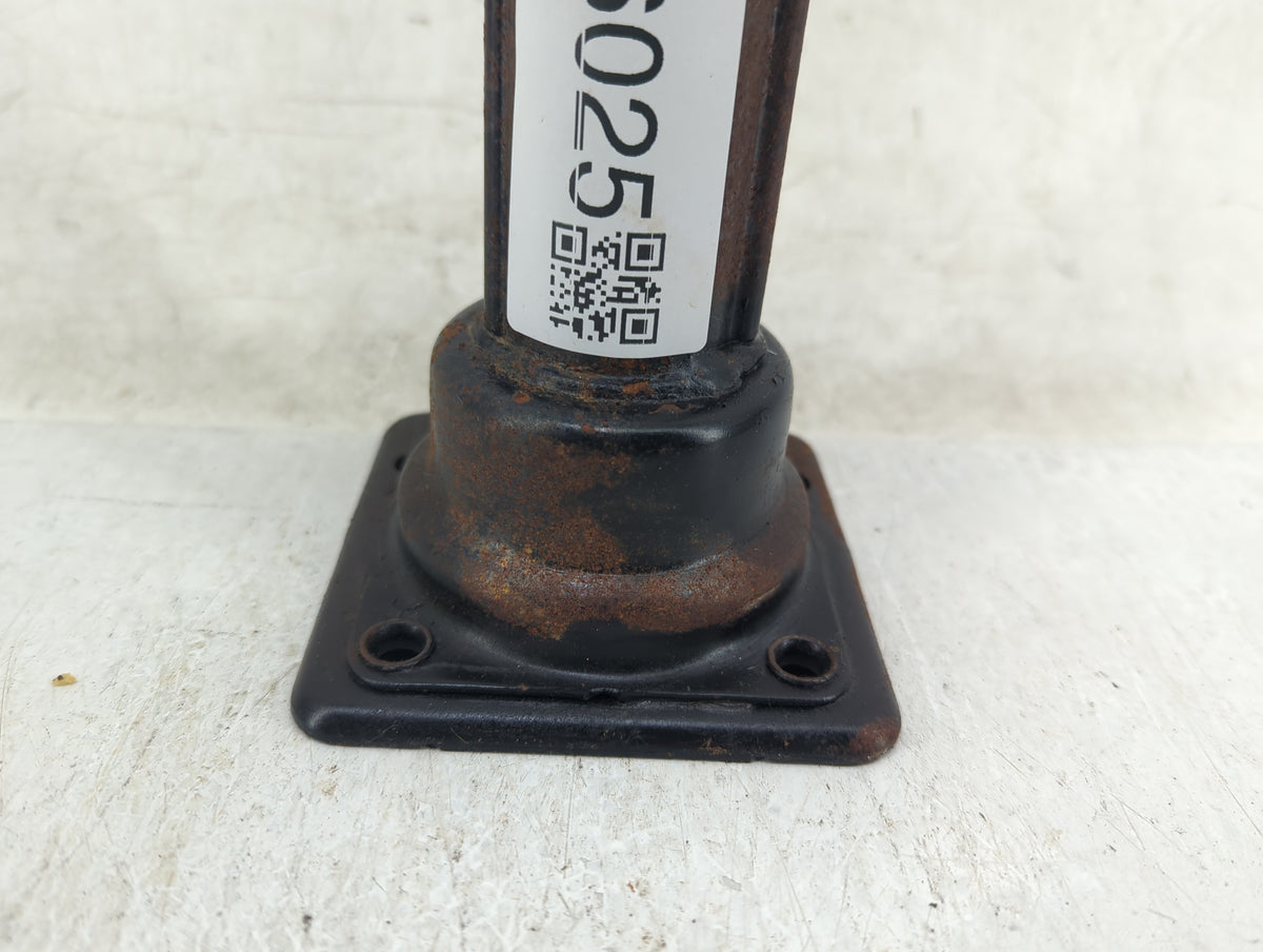 2001 Dodge Dakota Spare Scissor Car Jack 1416025 - Oemusedautoparts1.com
