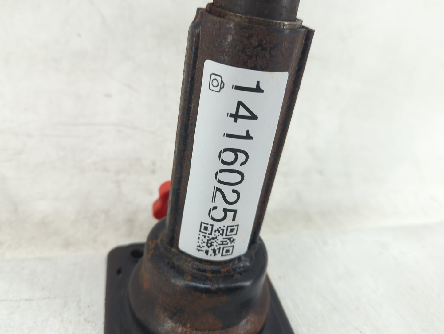 2001 Dodge Dakota Spare Scissor Car Jack - Oemusedautoparts1.com