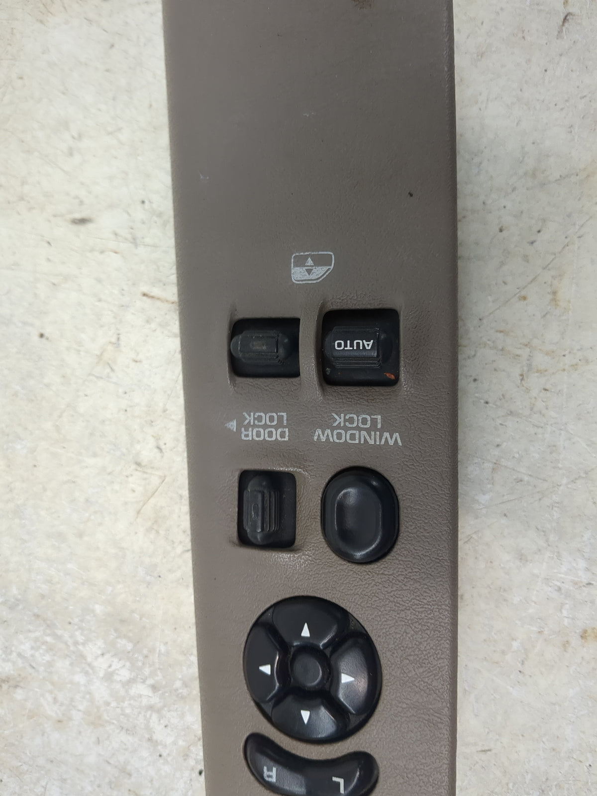 2001-2002 Dodge Dakota Master Power Window Switch Replacement Driver Side Left P/N:5GU351L5AA Fits Fits 2001 2002 OEM Used A