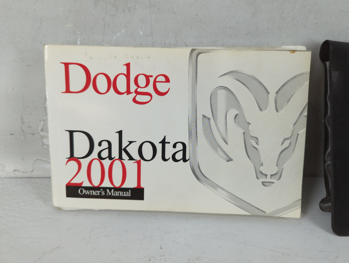 2001 Dodge Dakota Owners Manual Book Guide P/N:81-326-1034 OEM Used Auto Parts - Oemusedautoparts1.com