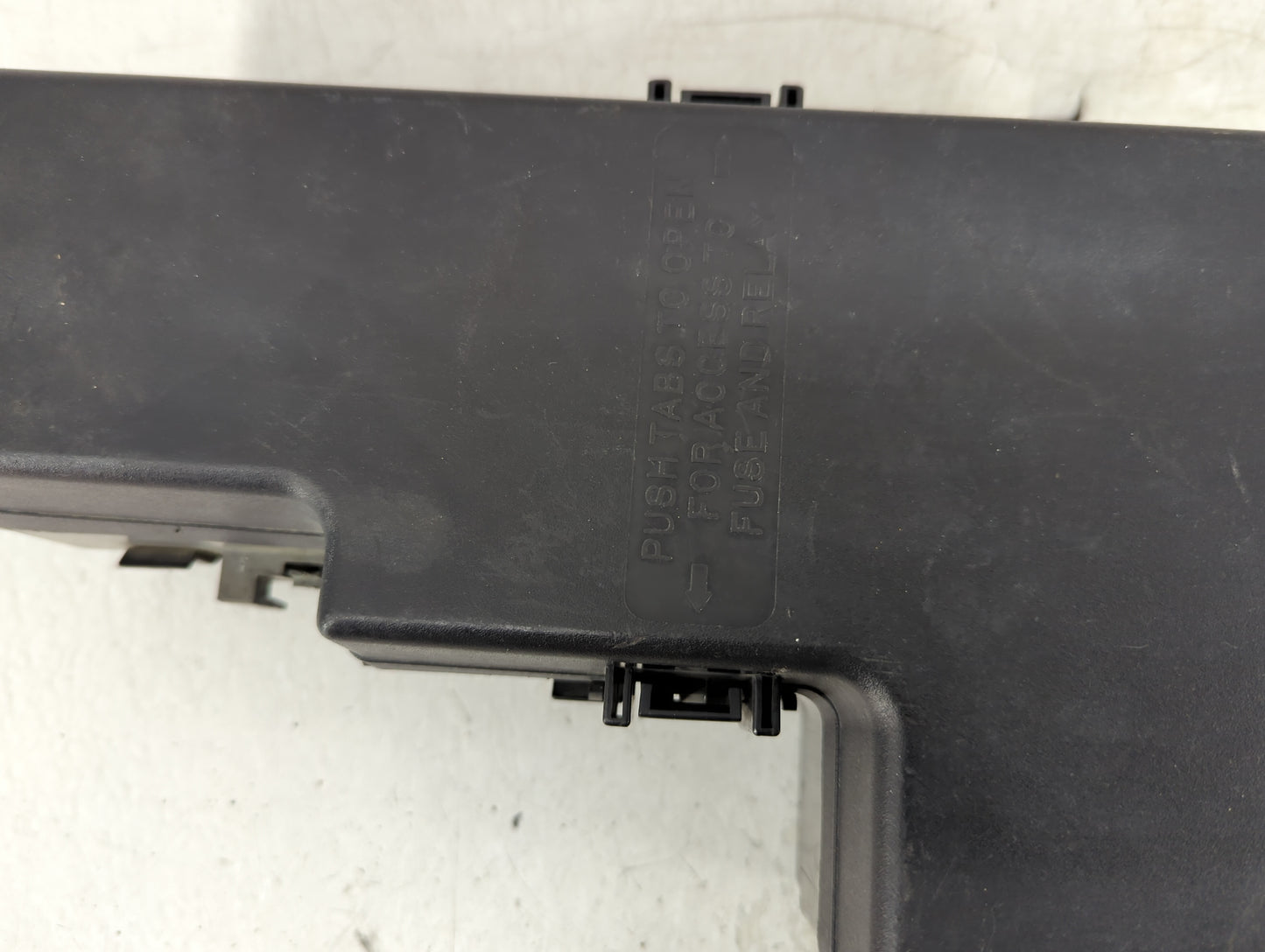 2001 Dodge Dakota Fusebox Fuse Box Panel Relay Module Fits OEM Used Auto Parts - Oemusedautoparts1.com