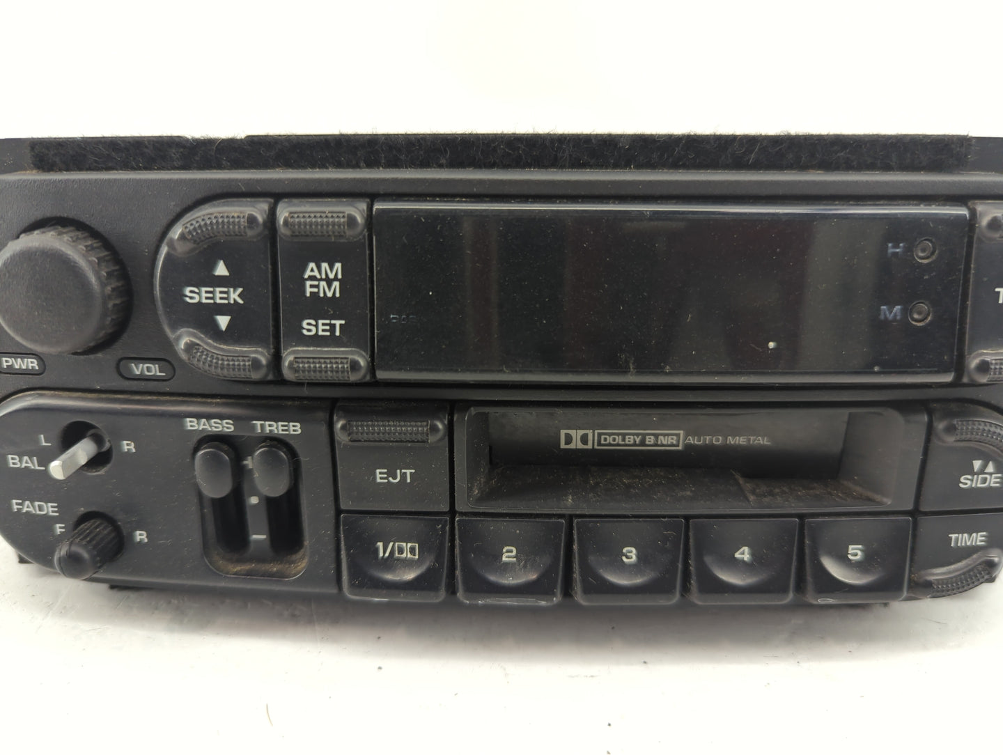 2001-2002 Dodge Dakota Radio AM FM Cd Player Receiver Replacement Fits Fits 1998 1999 2000 2001 2002 OEM Used Auto Parts - O