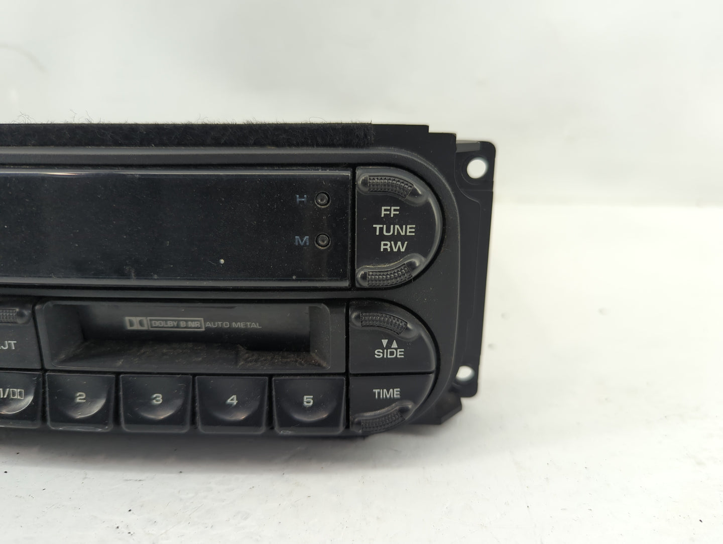 2001-2002 Dodge Dakota Radio AM FM Cd Player Receiver Replacement Fits Fits 1998 1999 2000 2001 2002 OEM Used Auto Parts - O