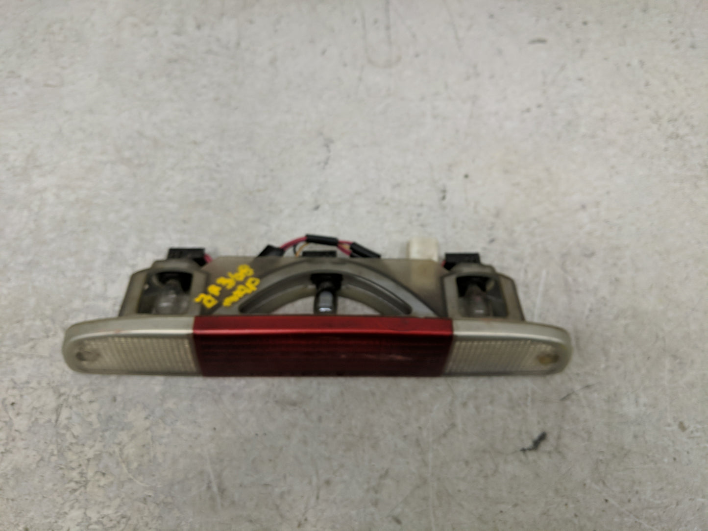 1997-2004 Dodge Dakota Rear Center Lid Brake Light Tail Light Fits Fits 1997 1998 1999 2000 2001 2002 2003 2004 OEM Used Aut