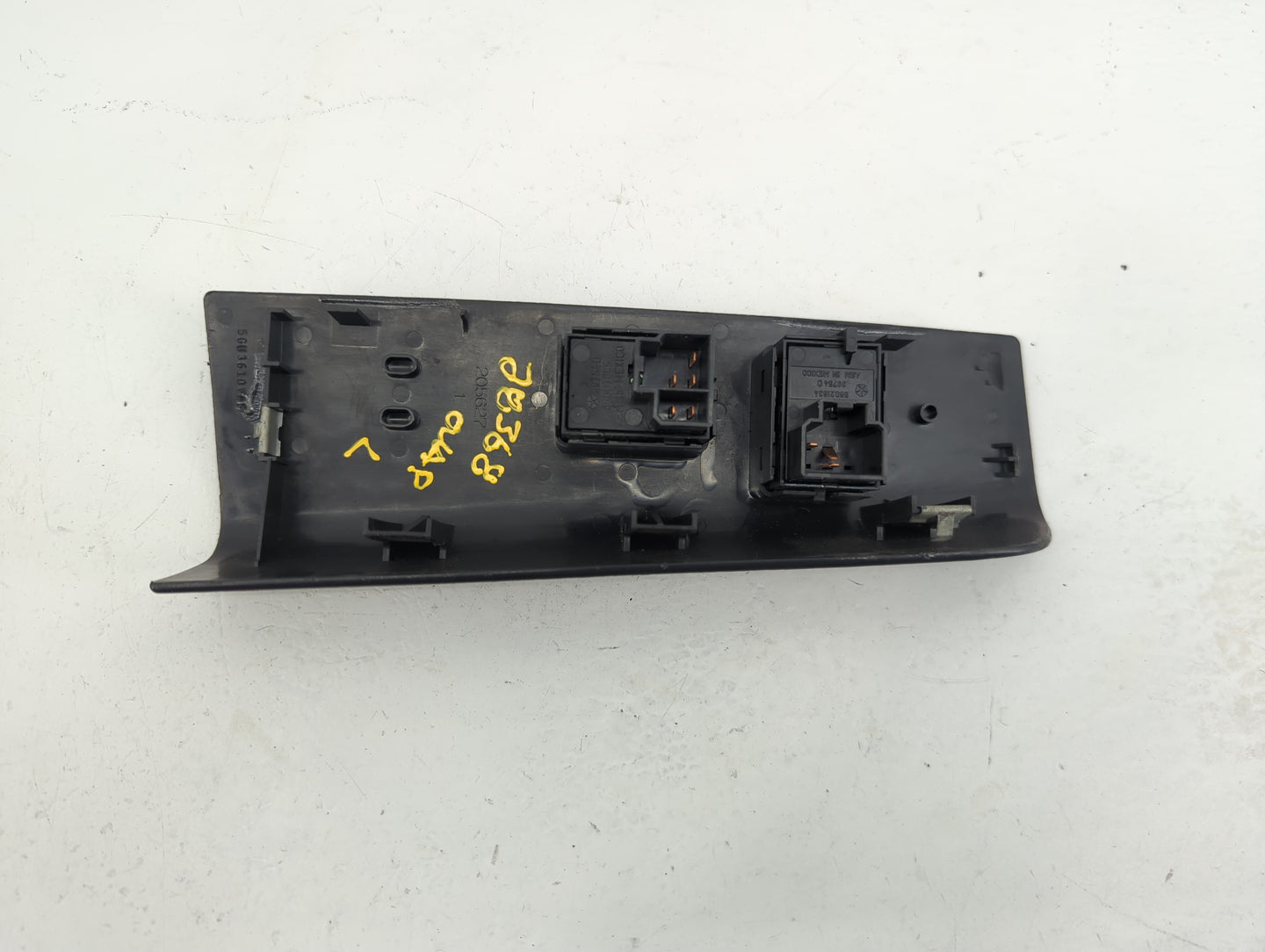2001-2002 Dodge Dakota Master Power Window Switch Replacement Driver Side Left Fits Fits 2001 2002 OEM Used Auto Parts - Oem