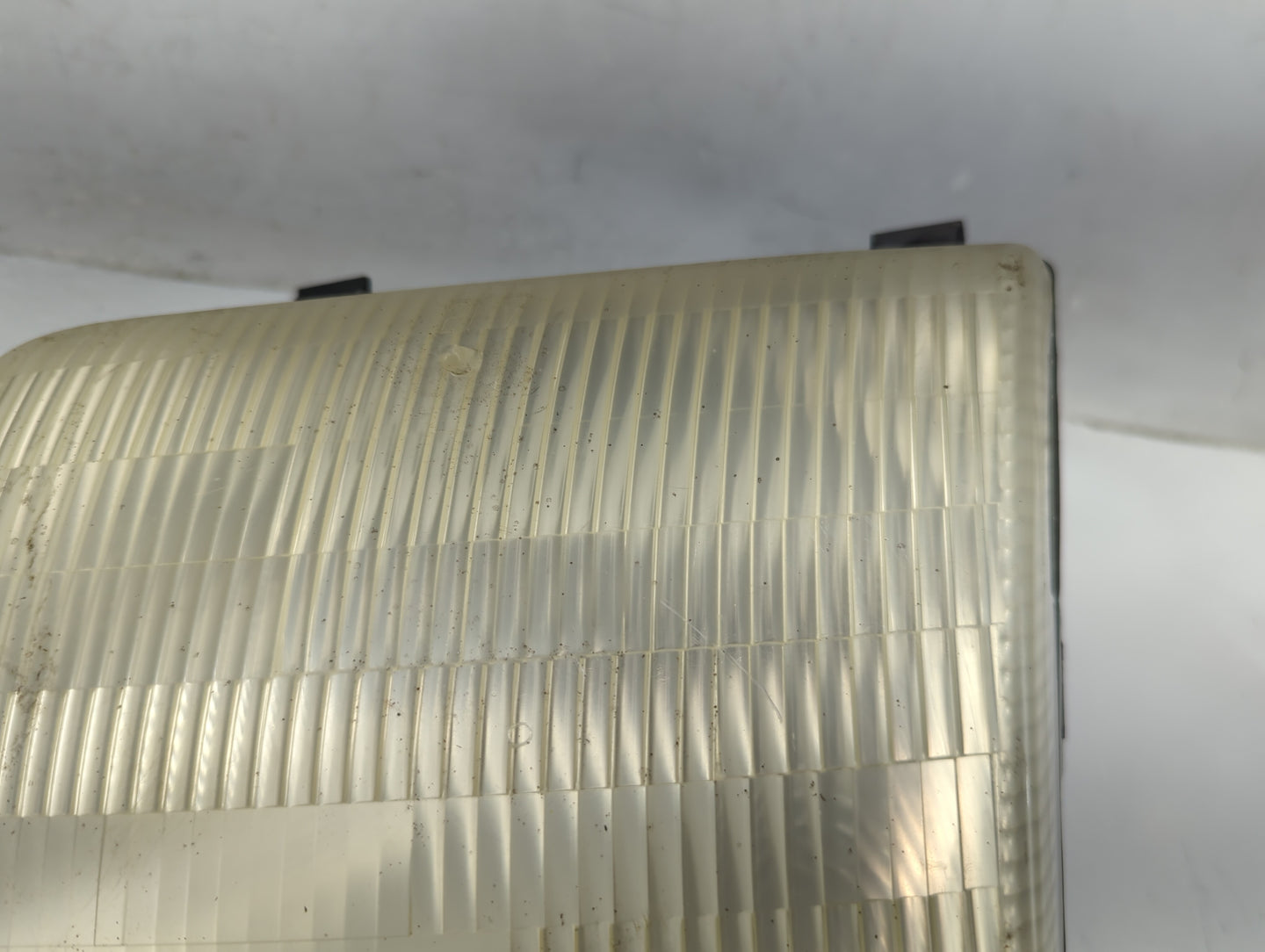 Dodge Dodge 1500 Van Driver Left Oem Head Light Headlight Lamp - Oemusedautoparts1.com