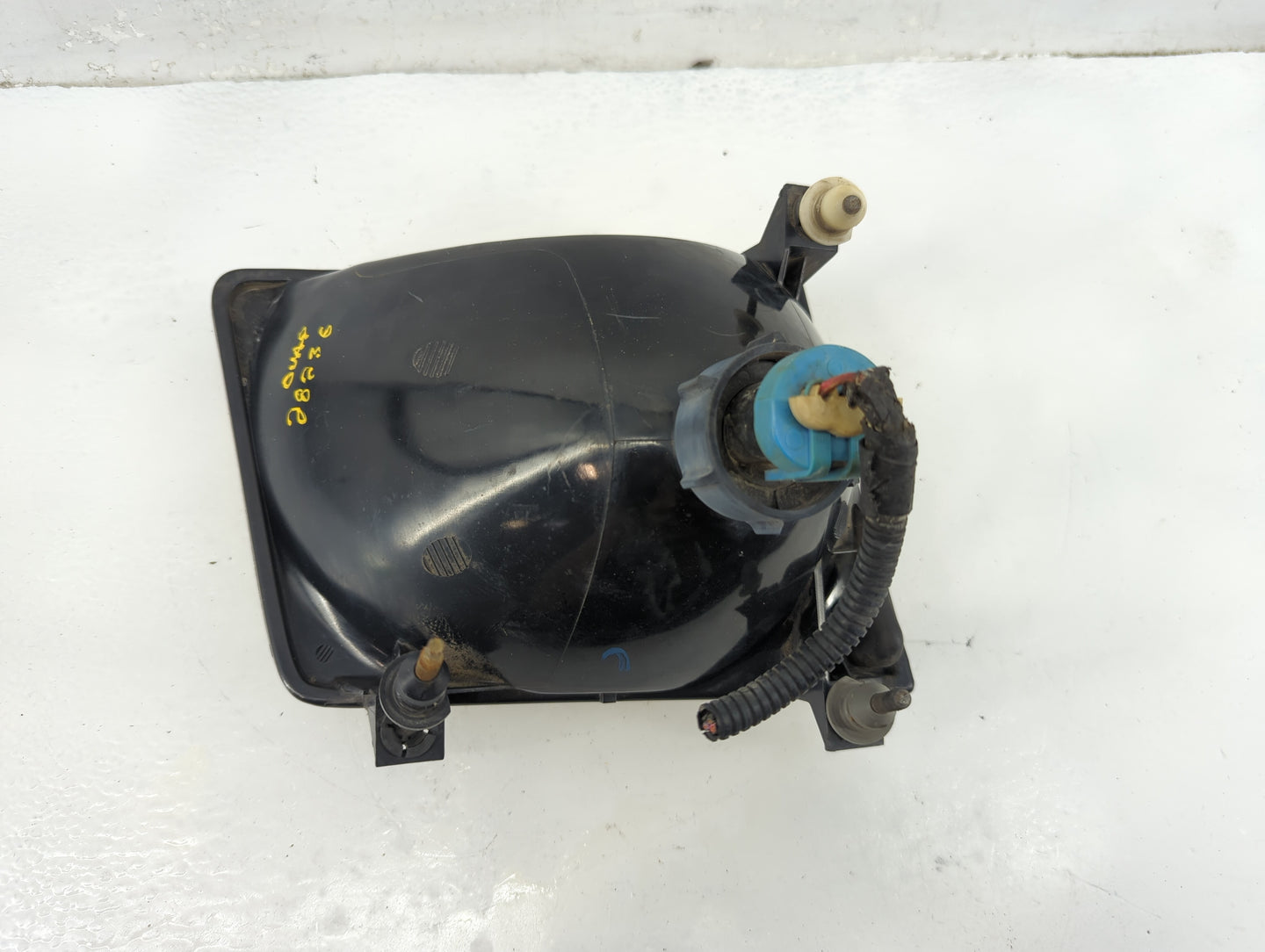 Dodge Dodge 1500 Van Driver Left Oem Head Light Headlight Lamp - Oemusedautoparts1.com