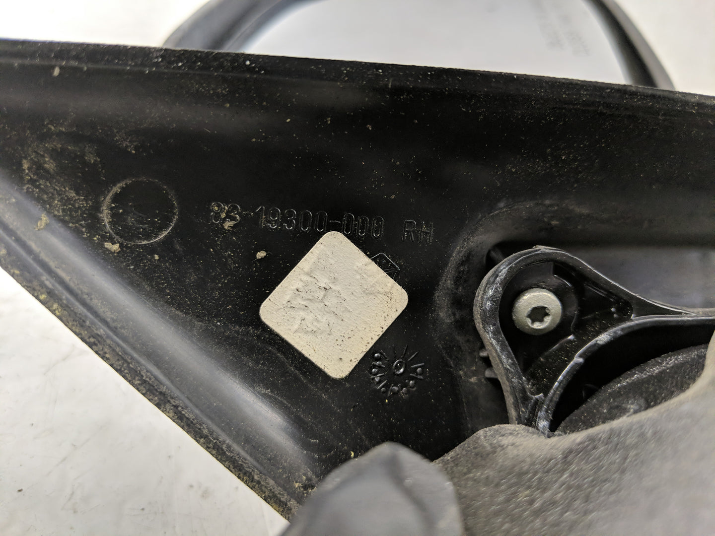 2001-2003 Dodge Durango Side Mirror Replacement Passenger Right View Door Mirror P/N:83-19300-000 Fits Fits 2001 2002 2003 2