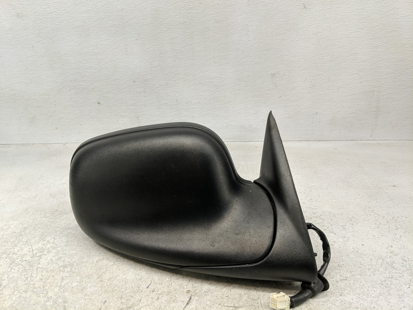 2001-2003 Dodge Durango Side Mirror Replacement Passenger Right View Door Mirror P/N:83-19300-000 Fits Fits 2001 2002 2003 2