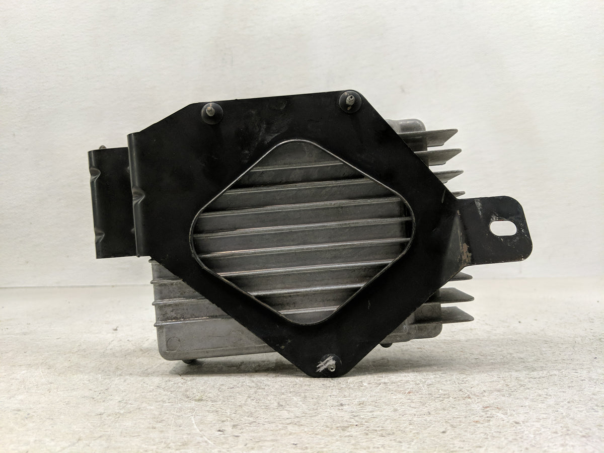 2001 Dodge Durango PCM Engine Control Computer ECU ECM PCU OEM P/N:P56028285AH OEM Used Auto Parts - Oemusedautoparts1.com