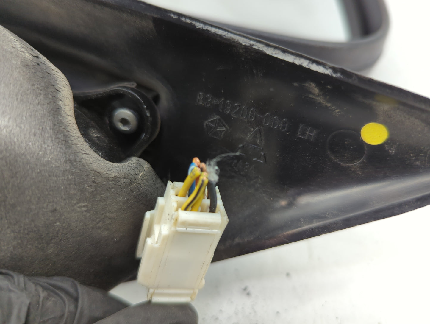 2001-2003 Dodge Durango Driver Side View Mirror - Left Door Mirror OEM Used - Oemusedautoparts1.com