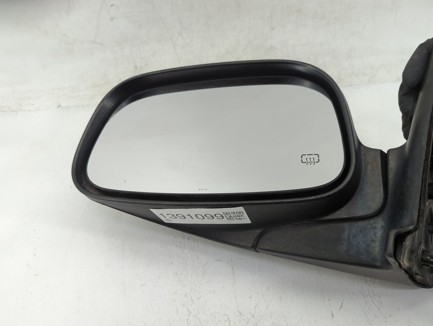 2001-2003 Dodge Durango Driver Side View Mirror - Left Door Mirror OEM Used - Oemusedautoparts1.com